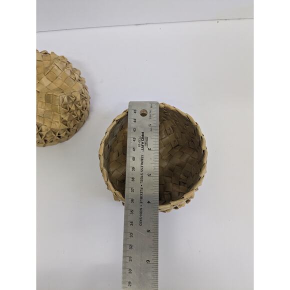 Handwoven‎ Hawaiian Lauhala 6-Point Star Basket - Picture 8 of 8